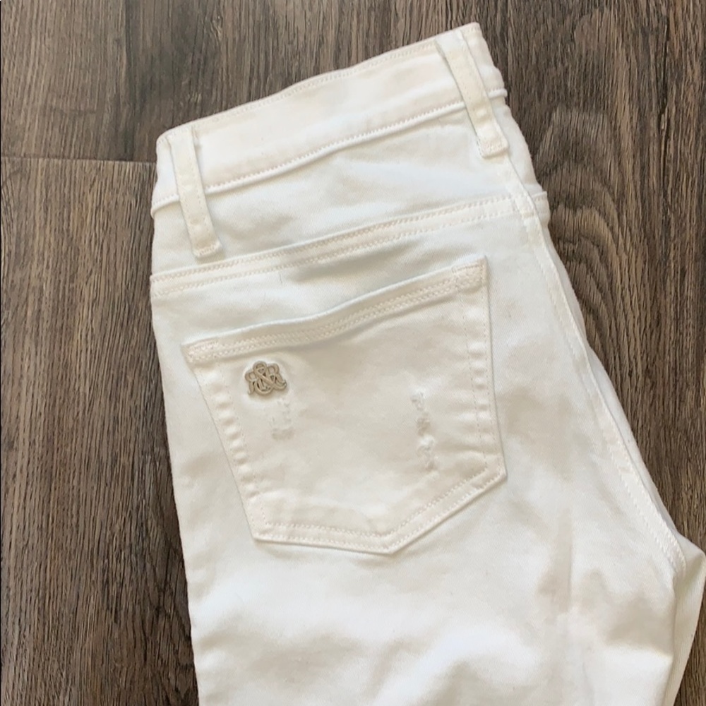 Rock & Republic white Women’s skinny jeans size 0